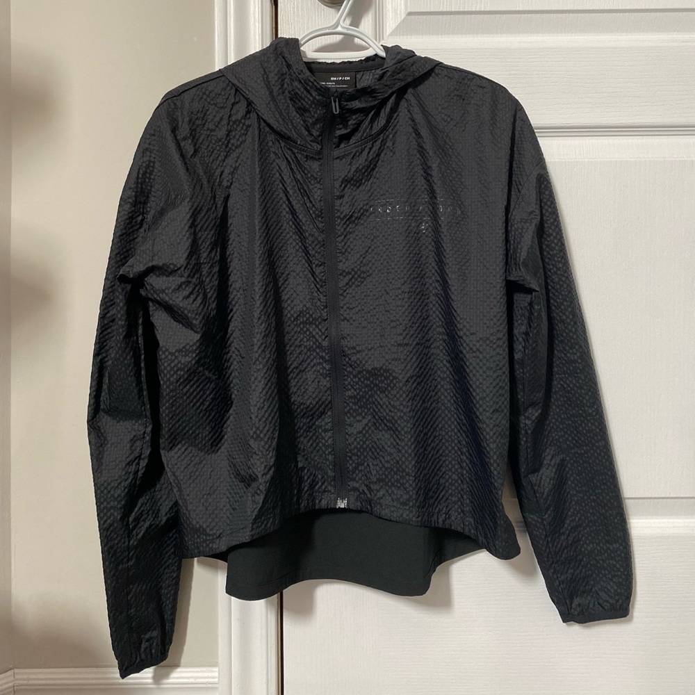 Under Armour Wind Breaker